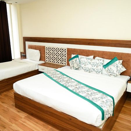 Rayta Hills Resort Nāi Eksteriør billede